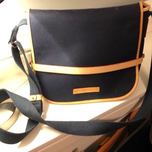 Dooney & Bourke bag
